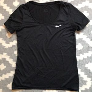 Nike dry fit workout shirt size small